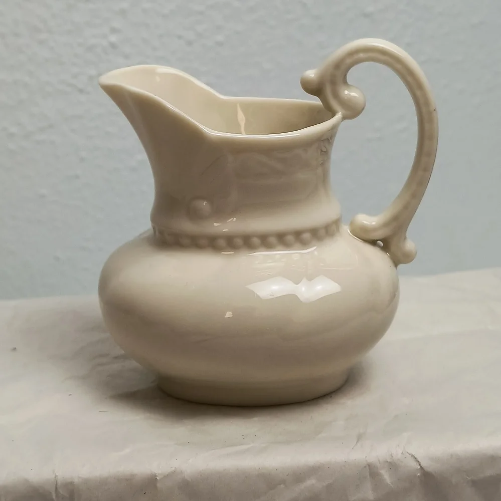 Lenox Colonial Ceramic Pitcher Creamer Syrup Off White